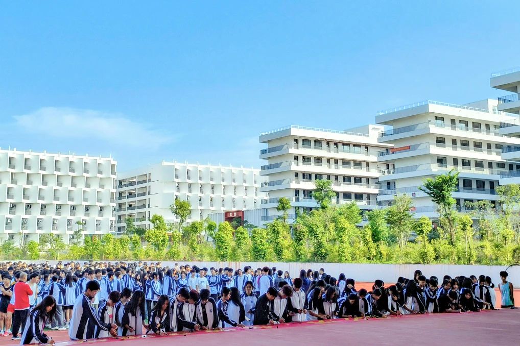 春暖花开迎开学 巳巳如意启新程——​YABO.COM亚搏2025年春季开学返校指南
